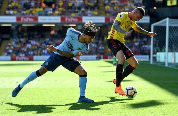 爆出消息 爆出消息