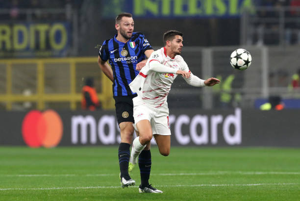 总是牵动着 总是牵动着