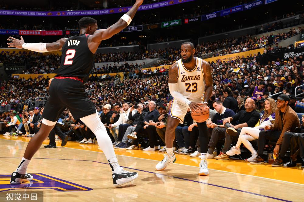 个赛季中 个赛季中